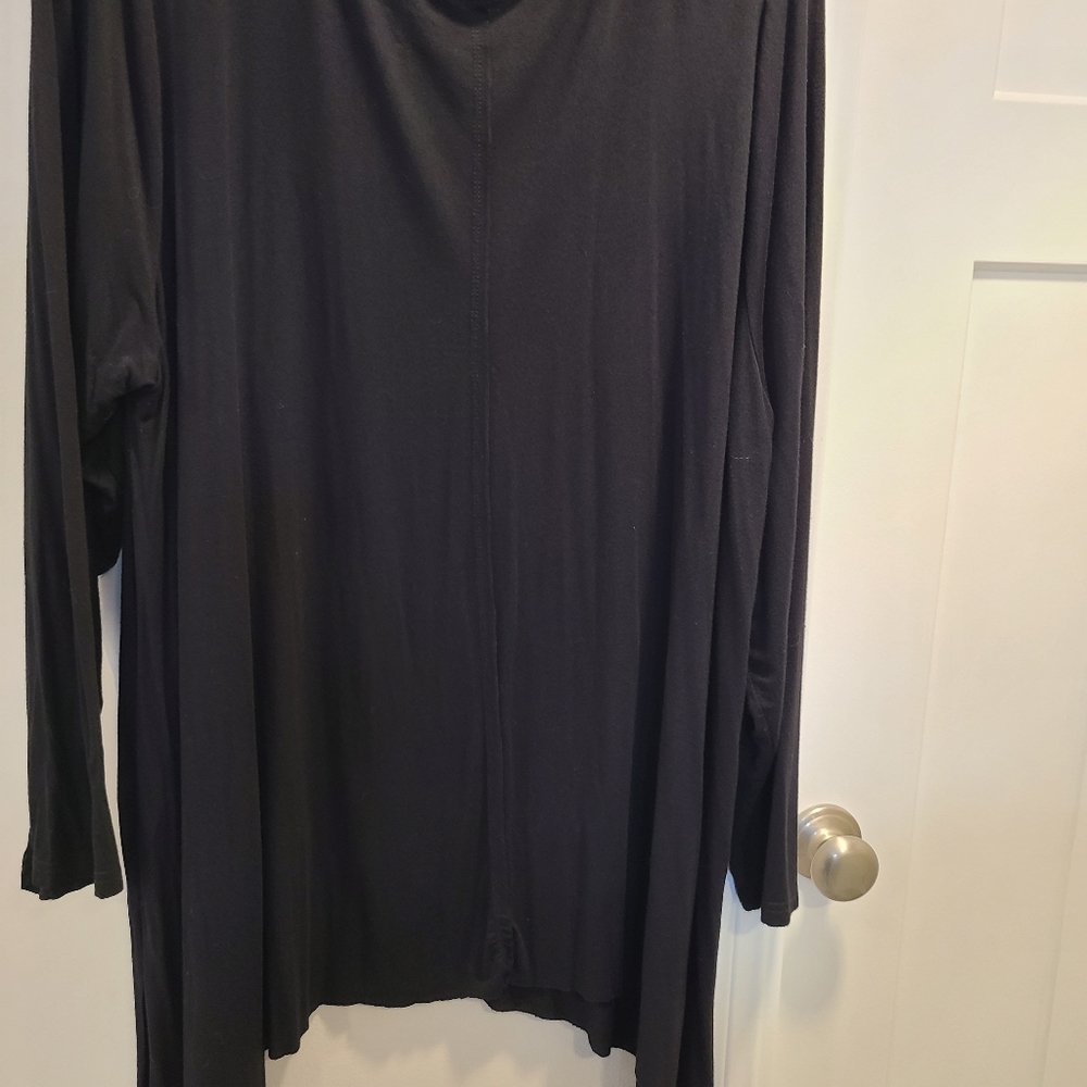 Torrid Super Soft Knits black top. Size 3.